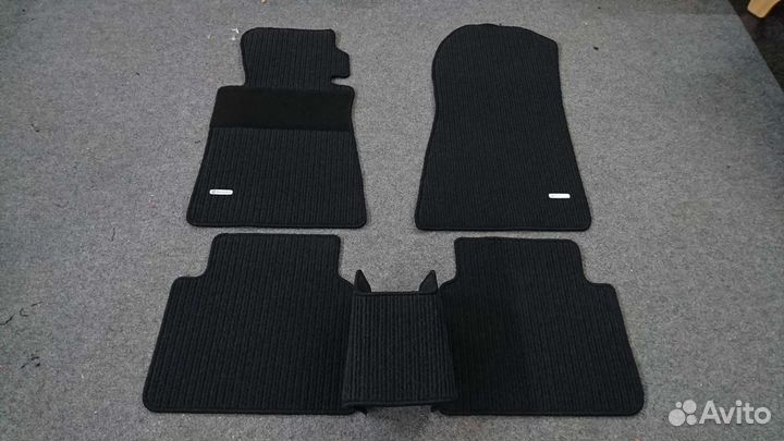 Автоковрики для Mercedes-Benz W201 (190)