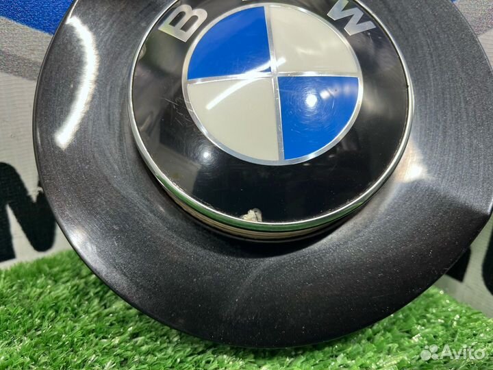 Повторитель поворота на крыле правый BMW Z4