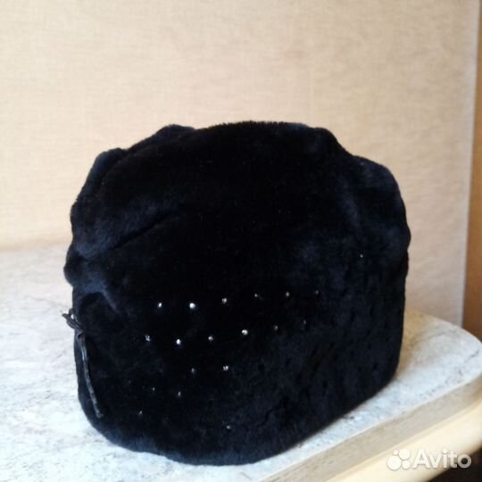 Шапка зимняя женская. Мех норка, мутон, белка. 56р