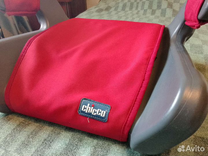 Детское автокресло (бустер)