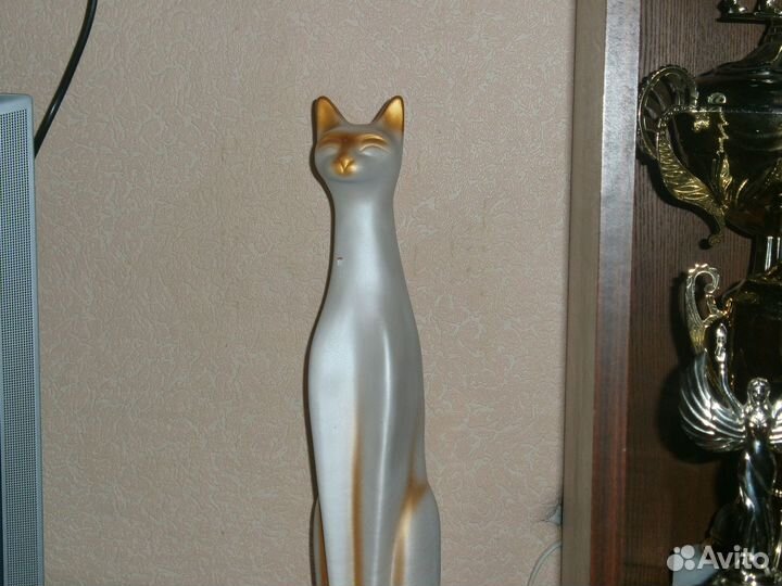 Кошка большая