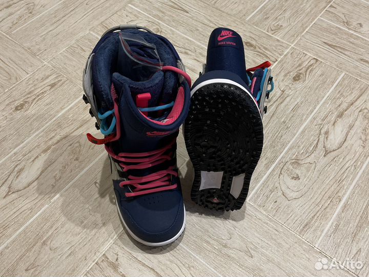 Ботинки для сноуборда женские nike