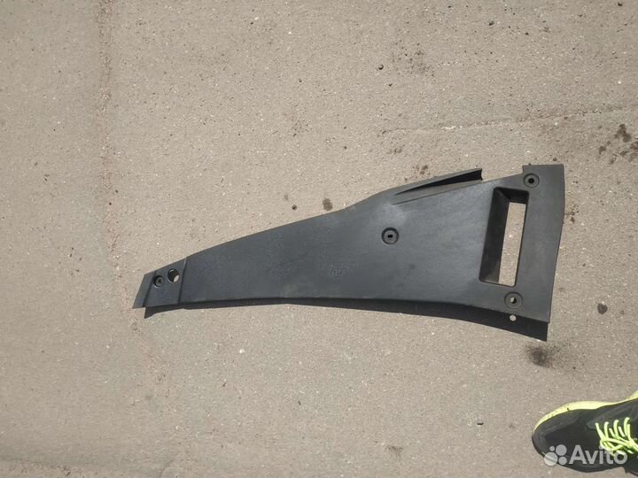 Lexus LS 460 53795-50050 защита подкапотная