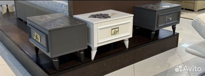 Тумба прикроватная