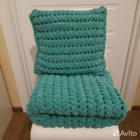 Плед детский плюшевый с подушкой