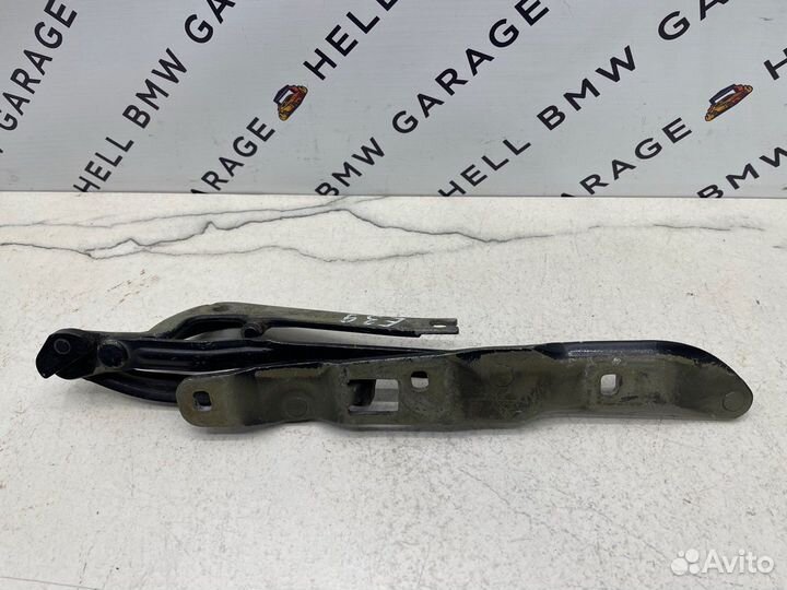 Петля крышки багажника левая Bmw E39