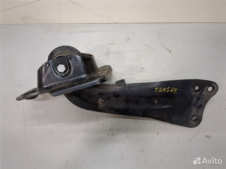 Рычаг подвески Skoda Yeti, 2014