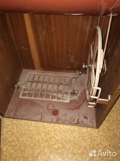 Швейная машина LADA