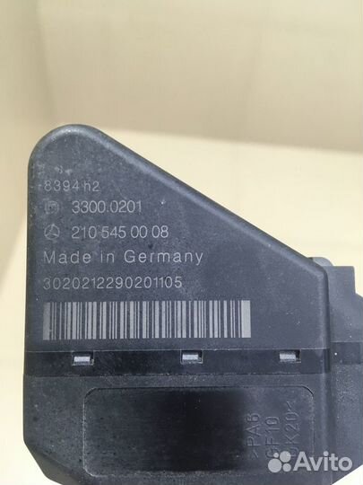 Замок зажигания Mercedes W202 A2105450008