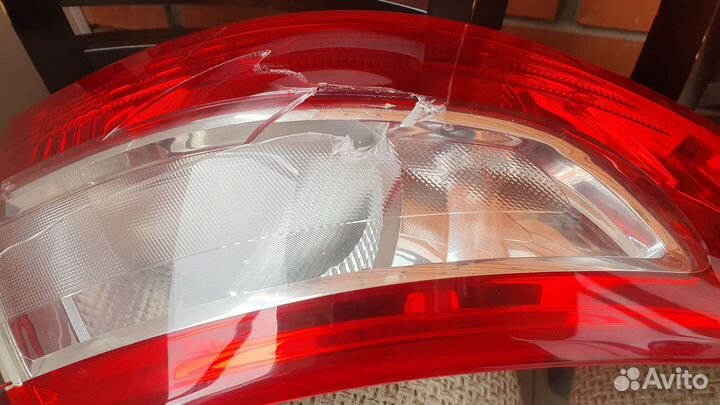 Задний левый фонарь рено флюенс
