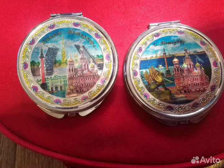 Дамское зеркальце