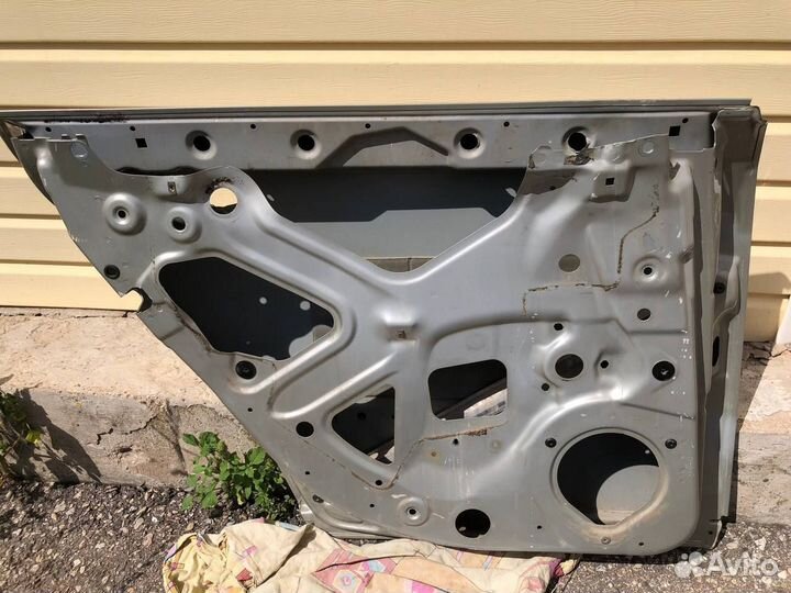 Двери Audi A4 B6(2002) Задняя(Л),Передняя (Л)