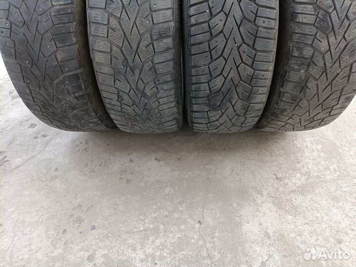 Gislaved NordFrost 100 215/55 R17