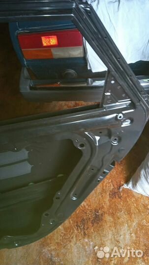 Дверь задняя правая kia