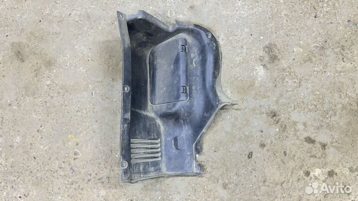 Обшивка багажника правая Ланос