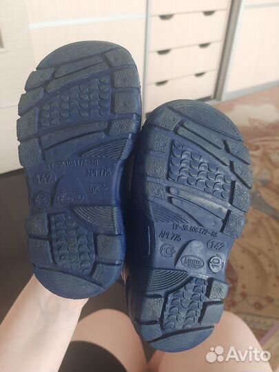 Детские резиновые сапоги