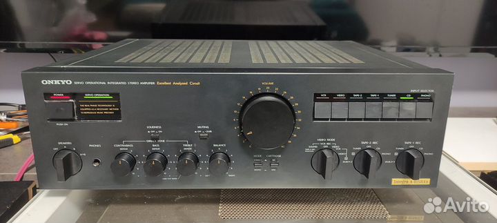 Интегральный усилитель Onkyo Integra A-815rxii