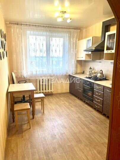 3-к. квартира, 64 м², 9/9 эт.