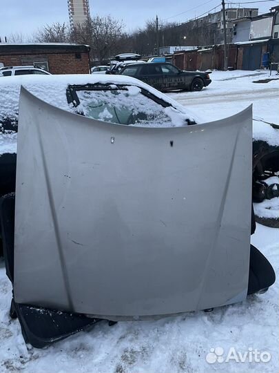 Капот mercedes w124