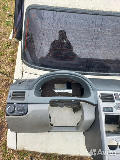 Панель приборов приора