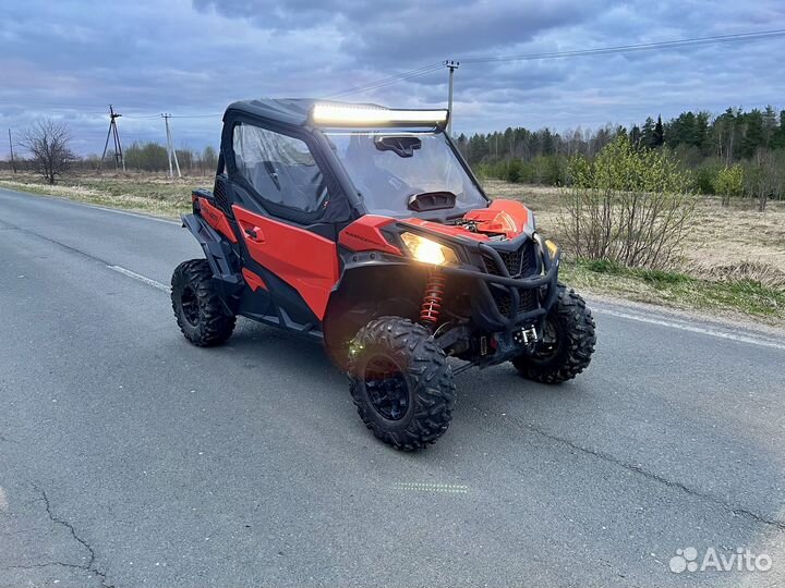 BRP CAN-AM MAverick Sport 1000 R