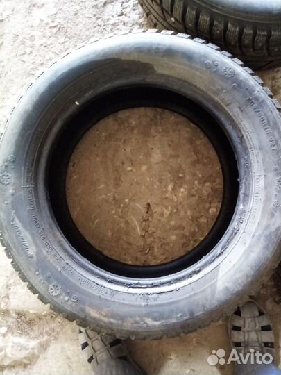 Kumho I'Zen KW22 205/60 R16