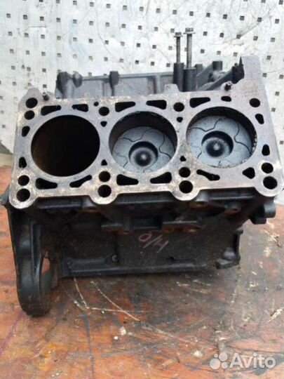 Блок цилиндров Audi A6 - C5/4B (1997-2004) AKN