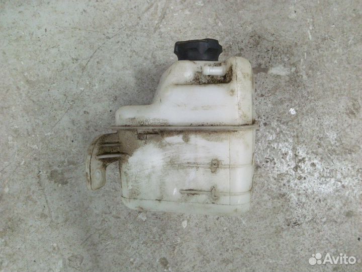 Бачок расширительный Киа Спортейдж 3