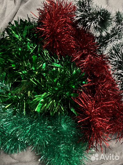 Елка искусственная 1,8 м с игрушками