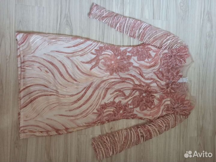 Вечернее платье