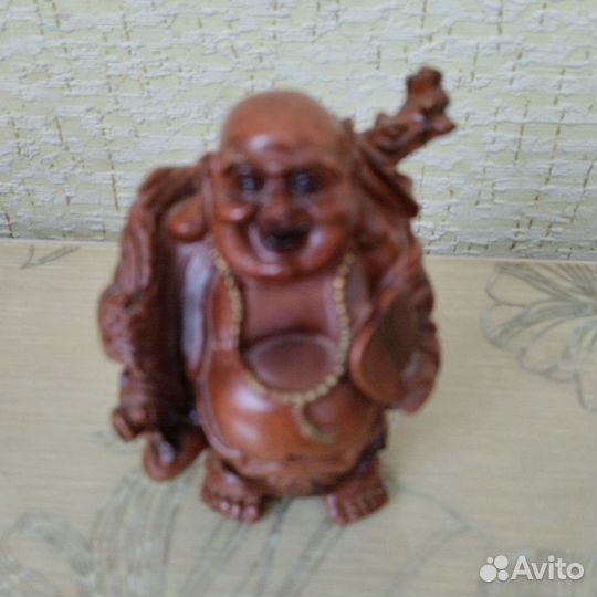 Фигурка нэцкэ Смеющийся Будда Хотэй, пирамидка