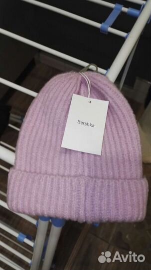 Шапка Bershka новая