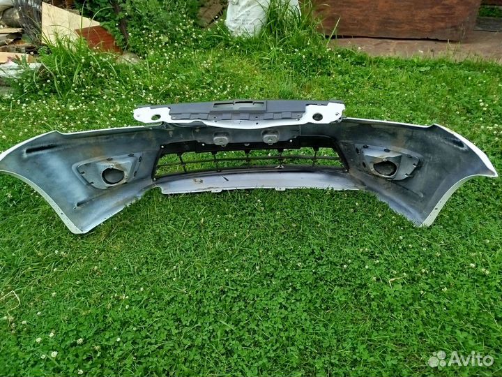 Передний бампер Лада Гранта