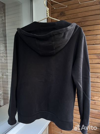 Толстовка reserved