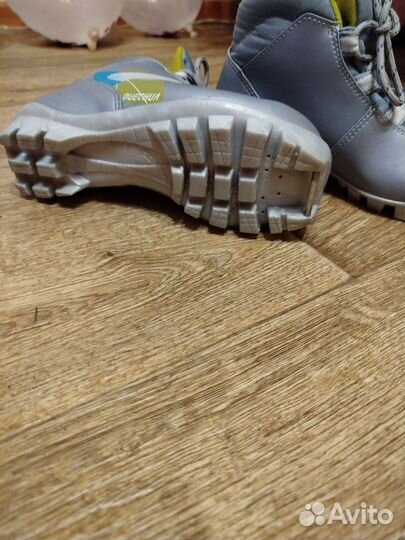 Лыжные ботинки детские 32