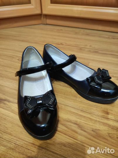 Детская одежда и обувь для девочек