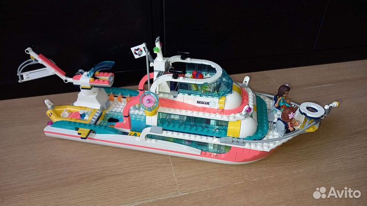 Lego friends Катер для спасательных операций