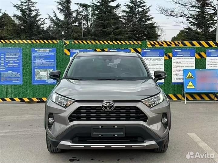 Toyota RAV4 2.0 CVT, 2022, 10 000 км