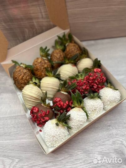 Набор клубники в шоколаде