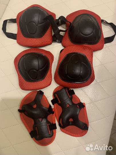 Шлем детский велосипедный и защита