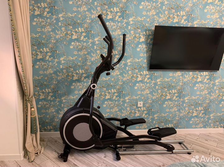 Эллиптический тренажер