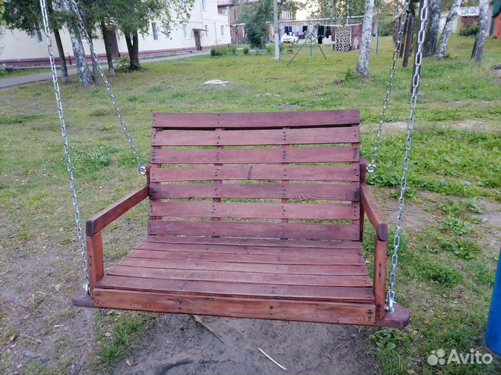 Качели деревянные