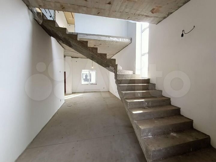 Дом 157 м² на участке 7 сот.