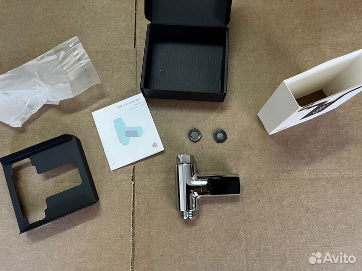 Проточный электронный термометр для душа/ванной