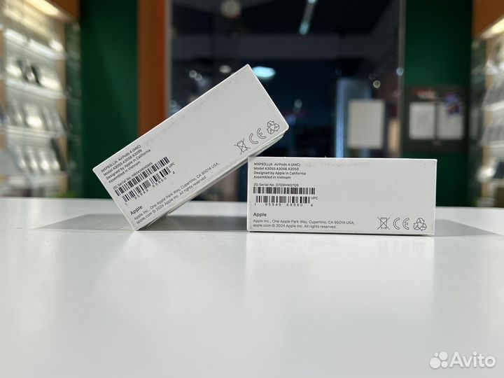 Apple AirPods 4 ANC (С шумоподавлением)