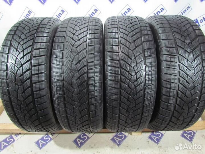 Goodyear UltraGrip Ice SUV Gen-1 235/55 R19 97P