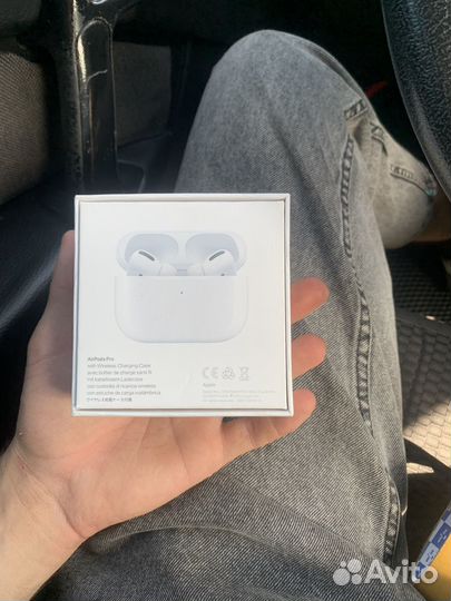 Наушники AirPods Pro