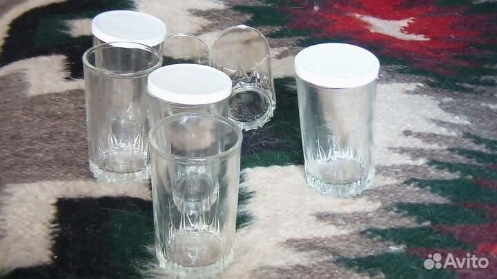 Стаканы толстого стекла