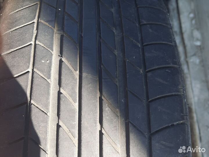 Bridgestone Sneaker 195/70 R14