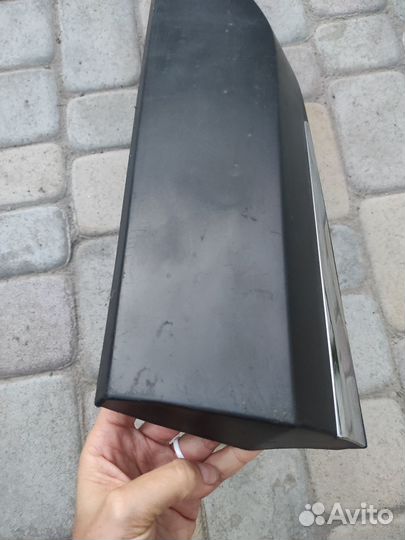 Накладка двери задняя правая Nissan Murano Z52